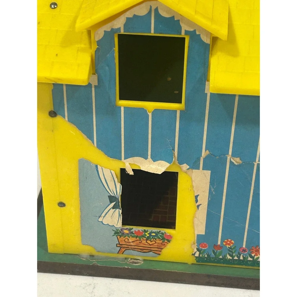 Vintage 1969 Fisher Price Play Family House 952 Blue Yellow Dollhouse Only‎